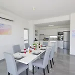 Protaras Olivine Ol01 게스트하우스 4*