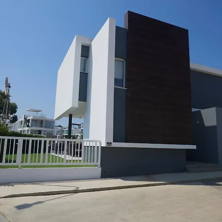 Protaras Olivine Ol01 باراليمني